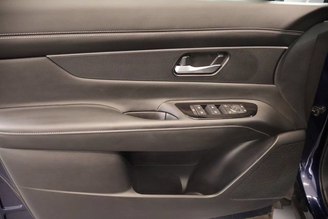Certified 2025 Nissan Murano SV AWD/4WD image 9
