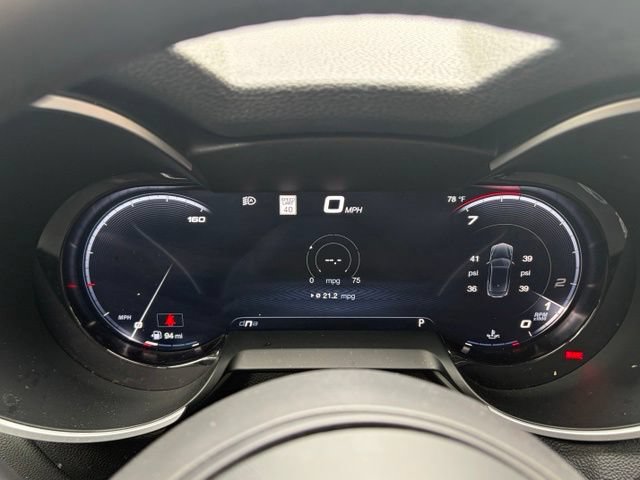 Used 2024 Alfa Romeo Stelvio Veloce AWD/4WD image 27