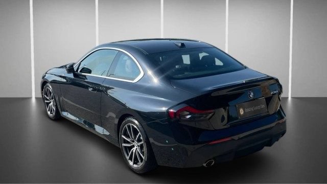 Used 2023 BMW 230i Coupe w/ Premium Package RWD image 12