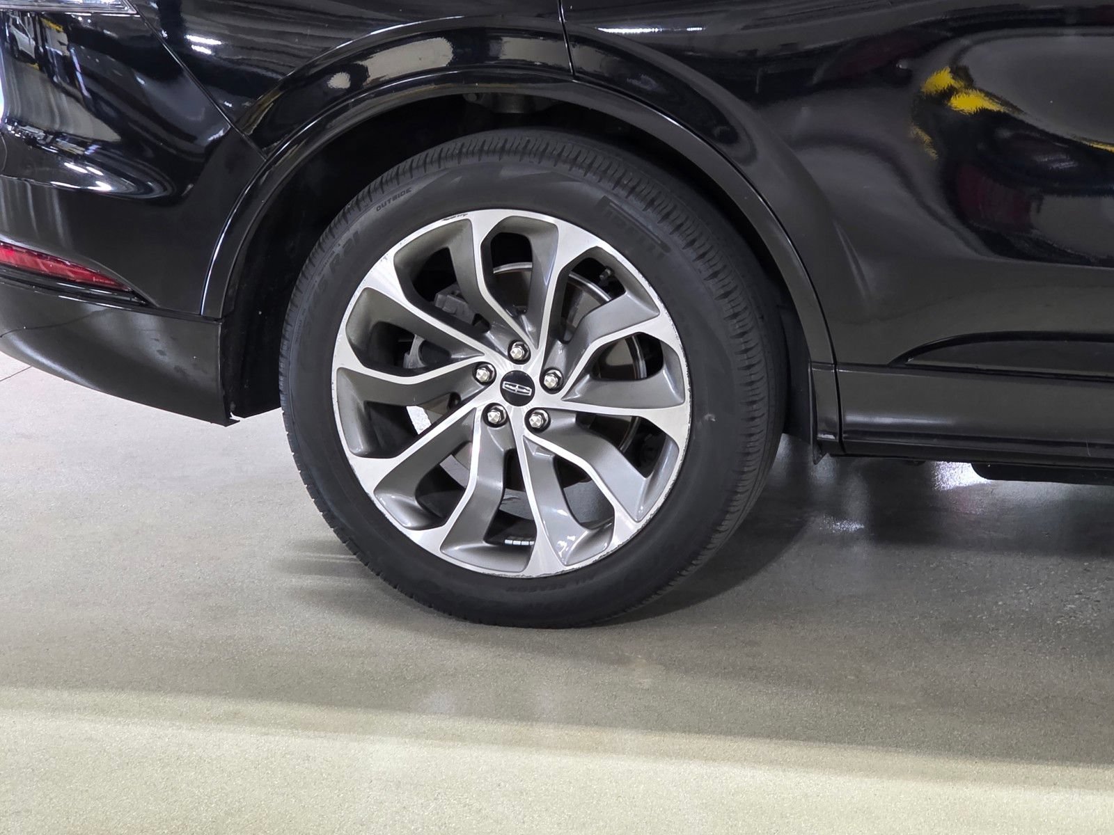 Used 2020 Lincoln Aviator Grand Touring w/ Elements Package Plus AWD/4WD image 9