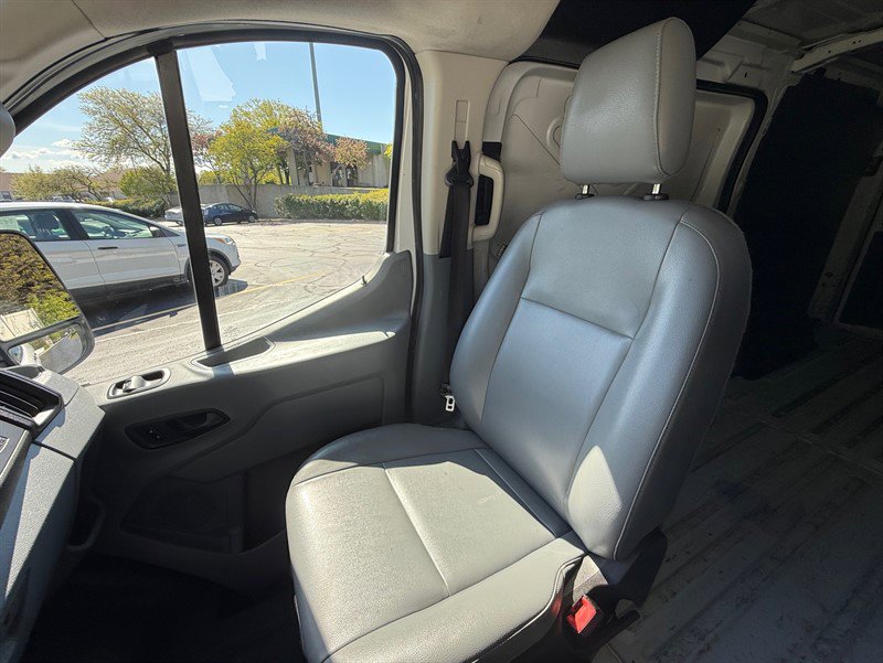 Used 2018 Ford Transit 150 130 Low Roof RWD image 24
