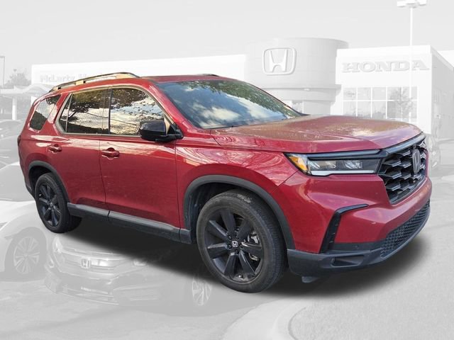 Used 2025 Honda Pilot Black Edition image 8