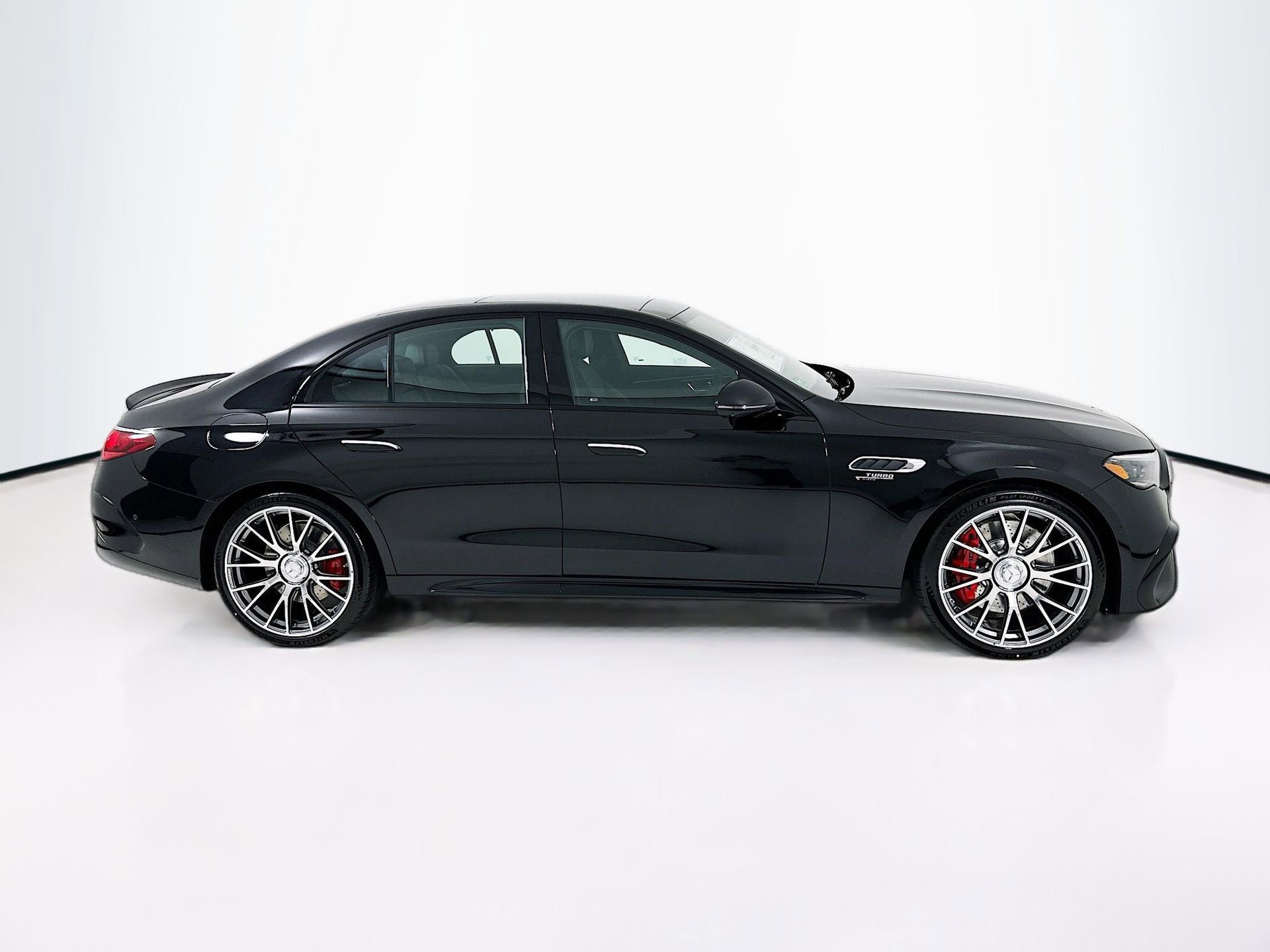 New 2026 Mercedes-Benz E 53 AMG e 4MATIC Sedan image 9