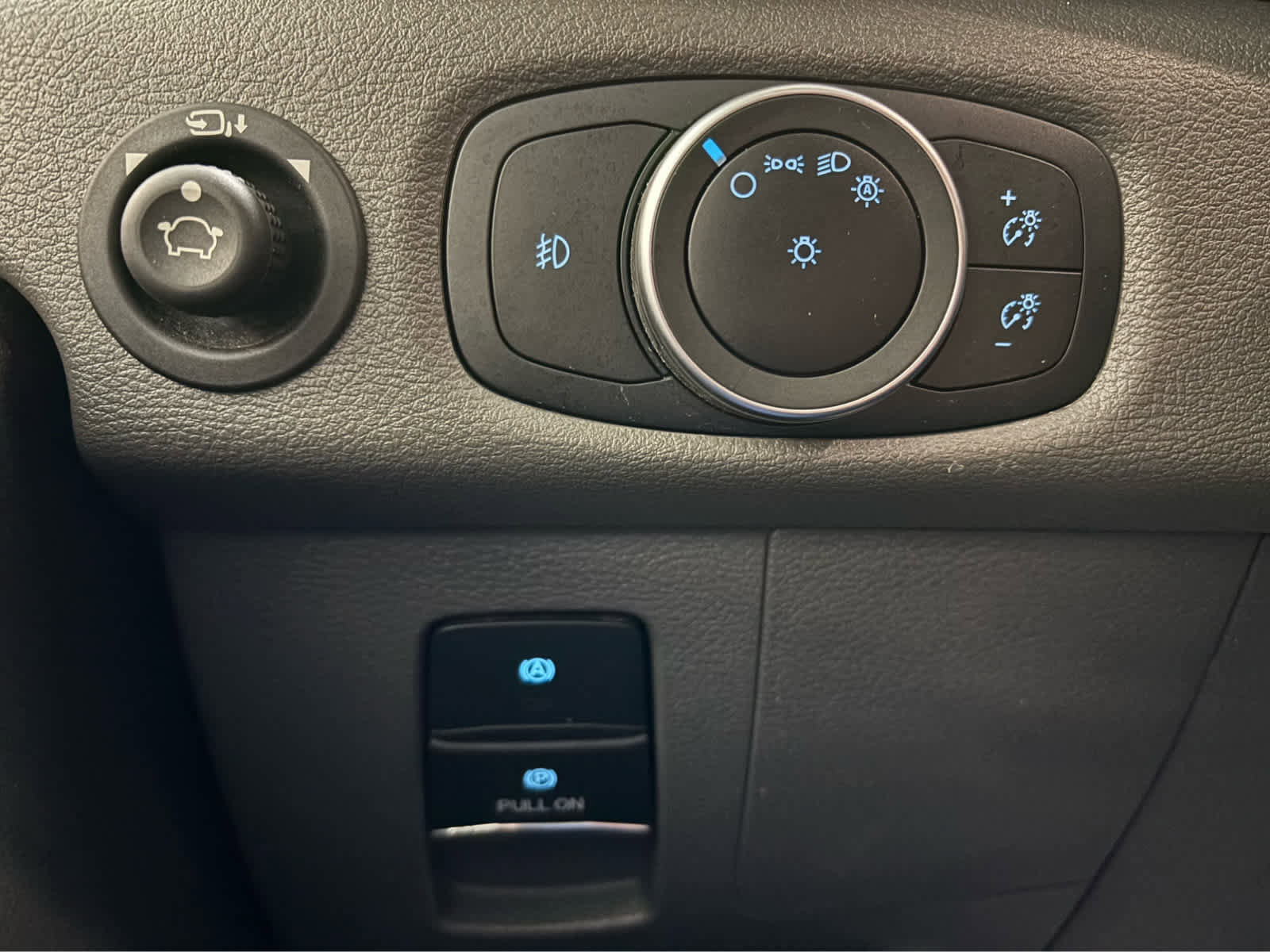 Used 2025 Ford Transit 350 XLT image 28