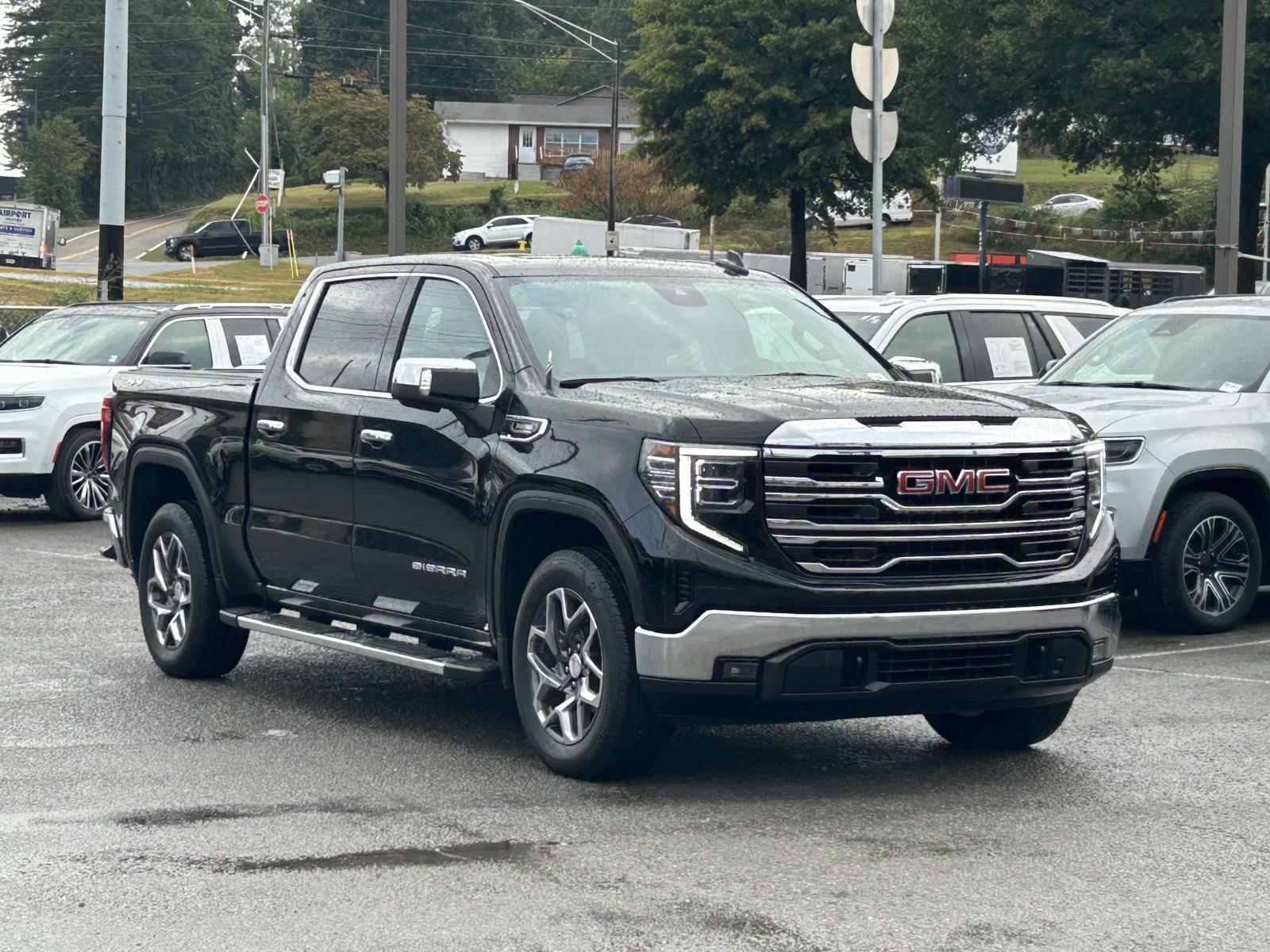 Used 2026 GMC Sierra 1500 SLT w/ SLT Premium Package