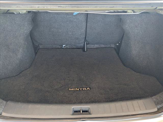 Used 2015 Nissan Sentra SV FWD image 6