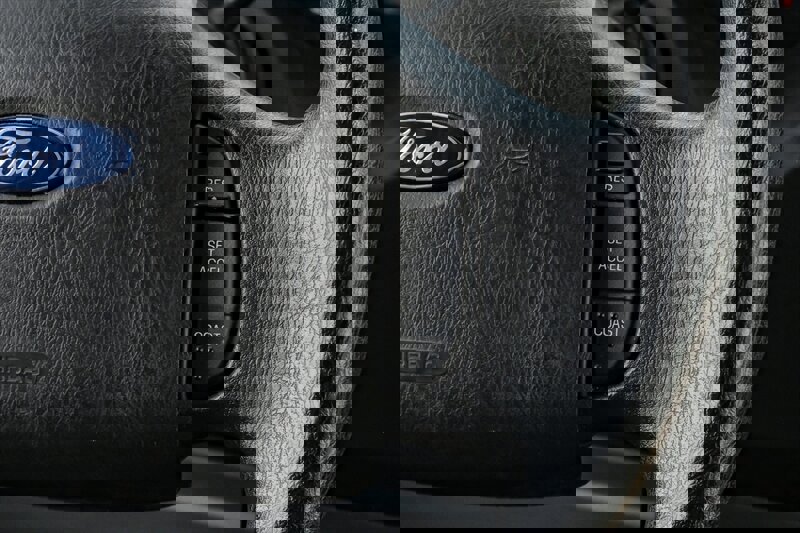 Used 2014 Ford E-350 and Econoline 350 Super Duty image 19