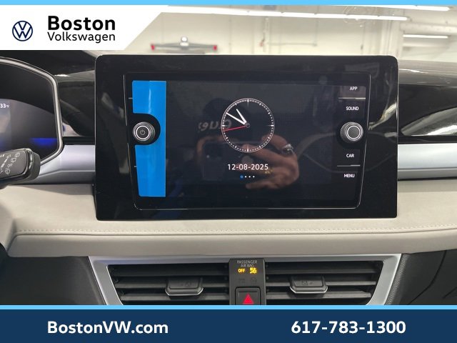 New 2026 Volkswagen Taos SE image 21