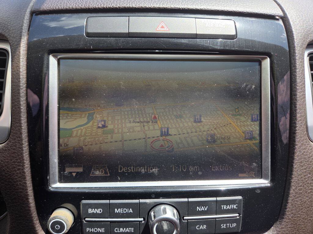 Used 2011 Volkswagen Touareg VR6 AWD/4WD image 47