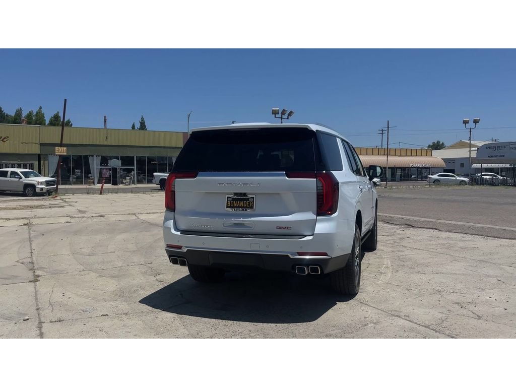 New 2026 GMC Yukon Denali w/ Denali Reserve Package AWD/4WD image 2