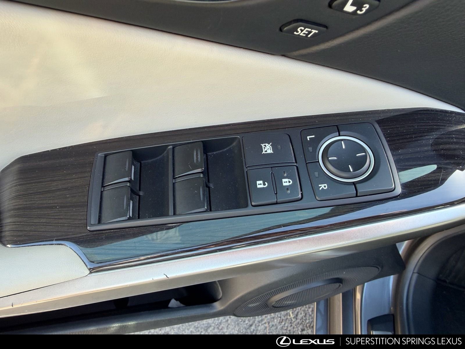 Used 2014 Lexus IS 350 AWD image 9
