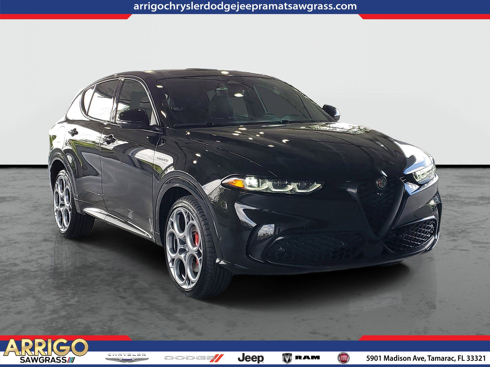 Used 2025 Alfa Romeo Tonale w/ Premium Package AWD/4WD image 1