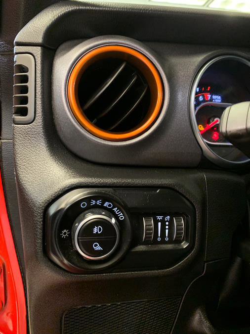 Used 2021 Jeep Gladiator Mojave image 16