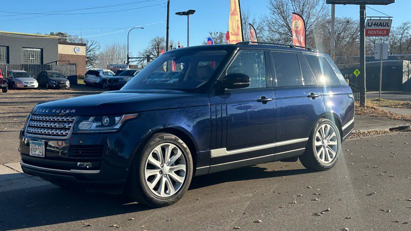 Used 2017 Land Rover Range Rover HSE image 3