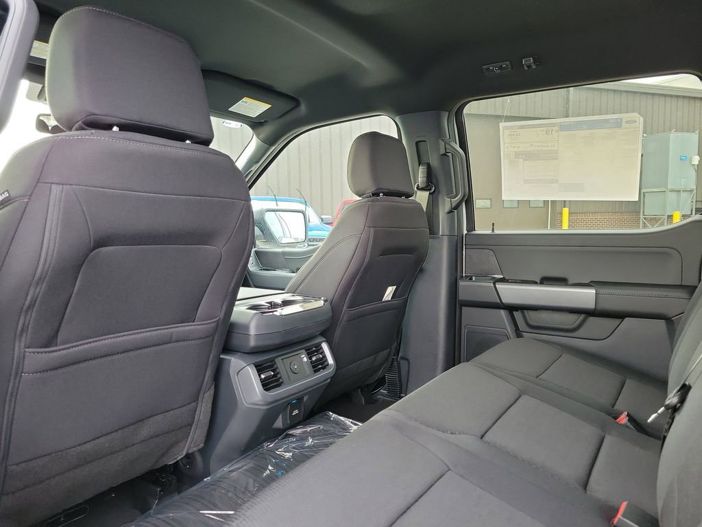 New 2026 Ford F150 XLT w/ Equipment Group 302A MID image 15