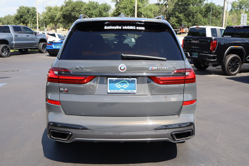 Used 2022 BMW X7 M50i AWD/4WD image 8
