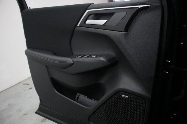 New 2026 Mitsubishi Outlander ES image 15