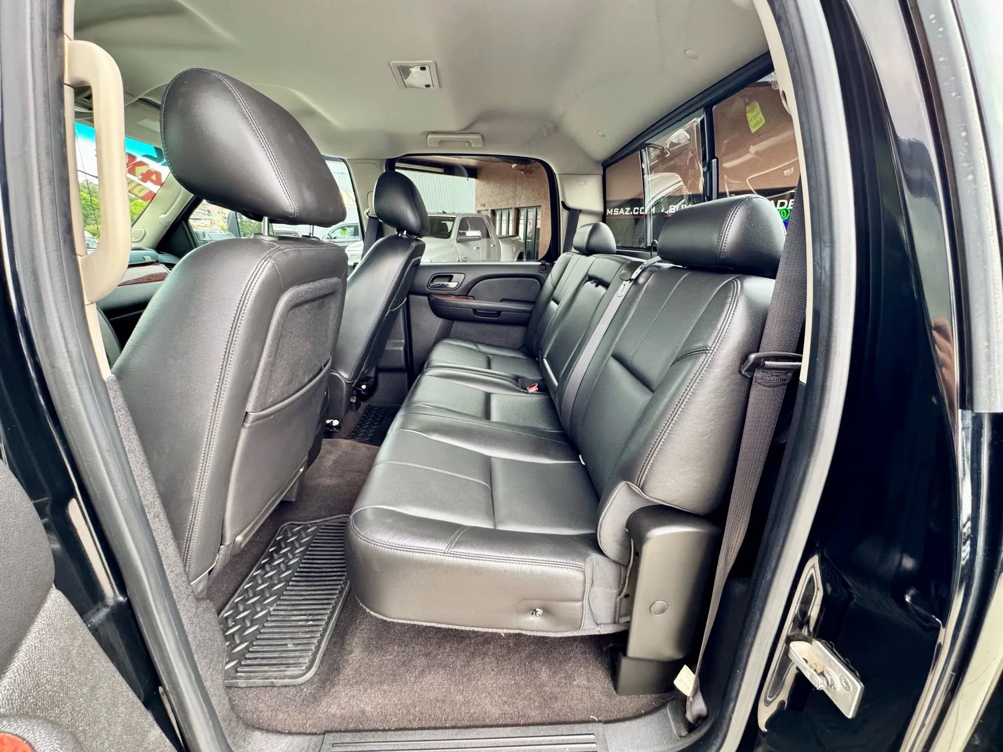 Used 2012 GMC Sierra 3500 SLT w/ SLT Convenience Package image 16