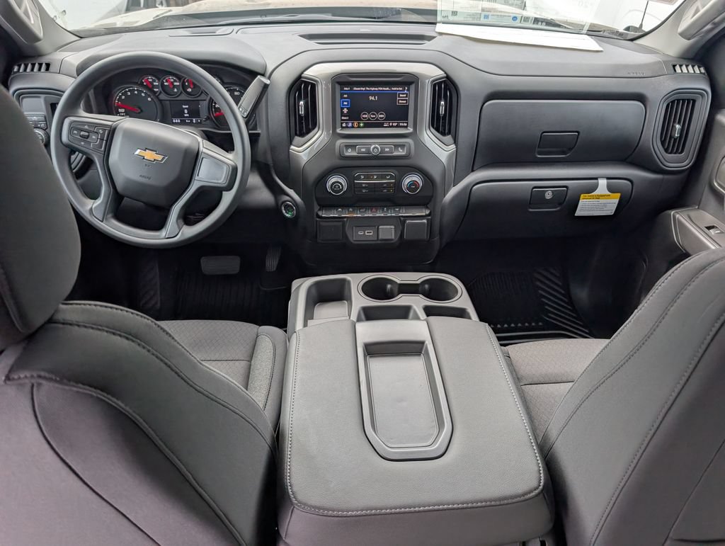 New 2026 Chevrolet Silverado 1500 Custom w/ LPO, Dark Essentials Package RWD image 5