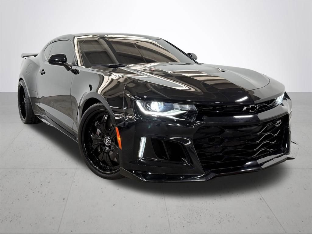 Used 2020 Chevrolet Camaro ZL1 image 7
