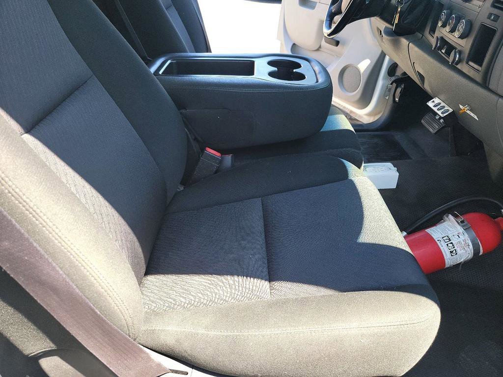 Used 2013 Chevrolet Silverado 2500 W/T RWD image 21