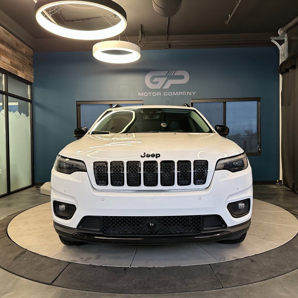 Used 2023 Jeep Cherokee Altitude Lux AWD/4WD image 8