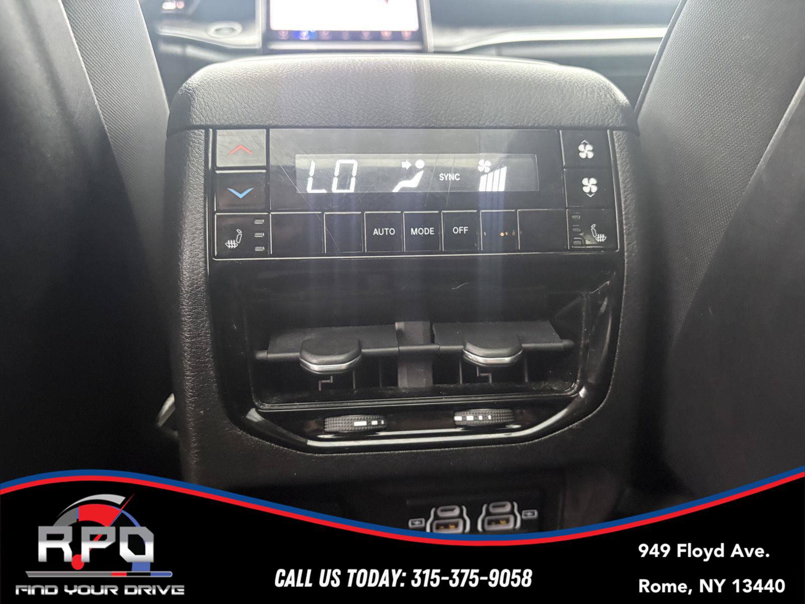 Used 2022 Jeep Grand Cherokee L Overland AWD/4WD image 29