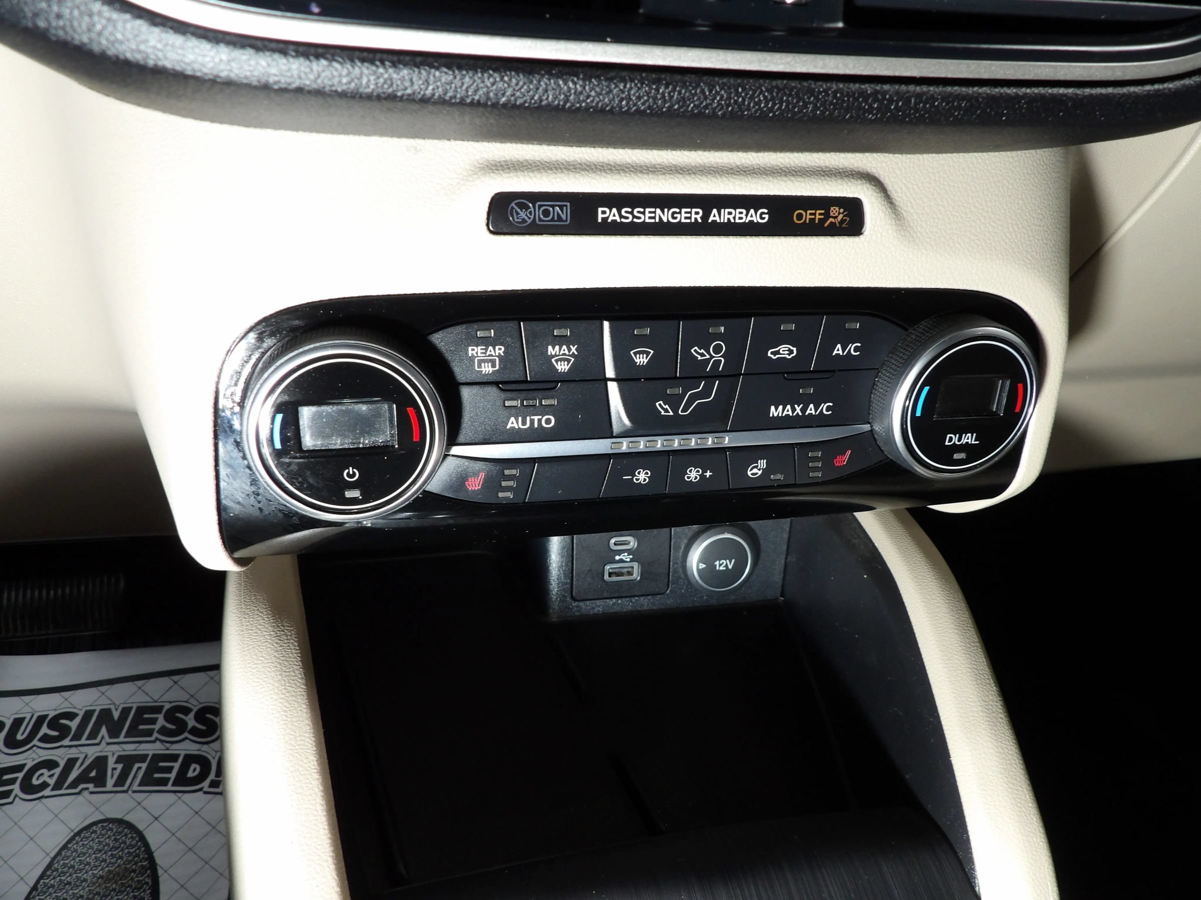 Used 2021 Ford Escape SEL w/ Technology Package AWD/4WD image 15
