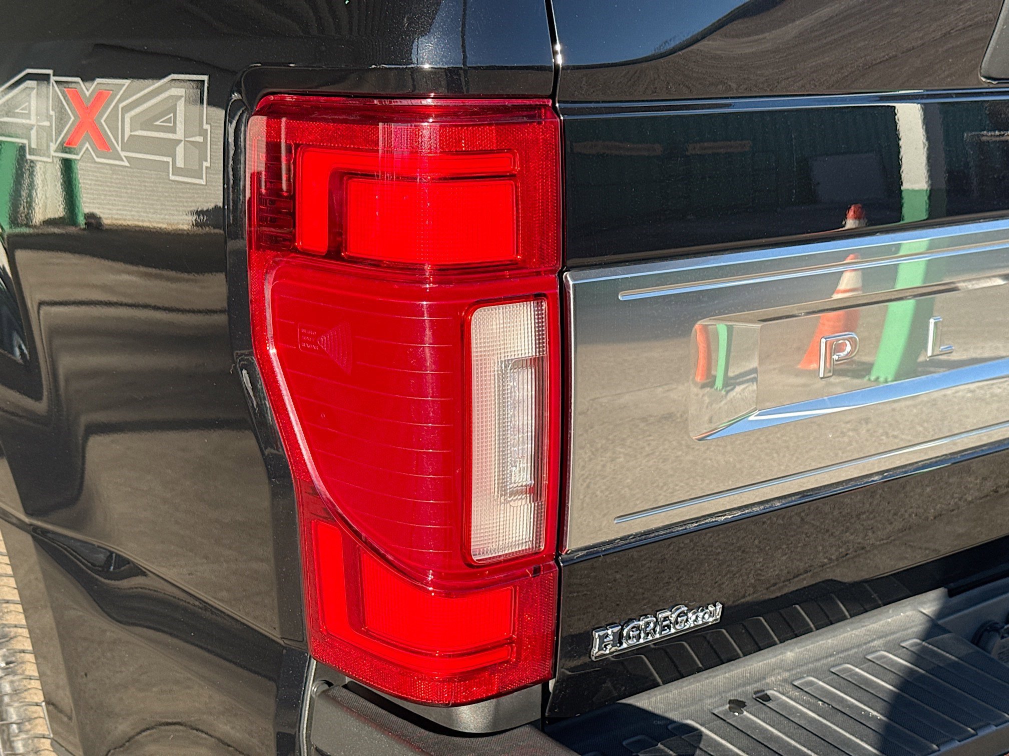 Used 2020 Ford F350 Platinum w/ Snow Plow Prep Package image 35