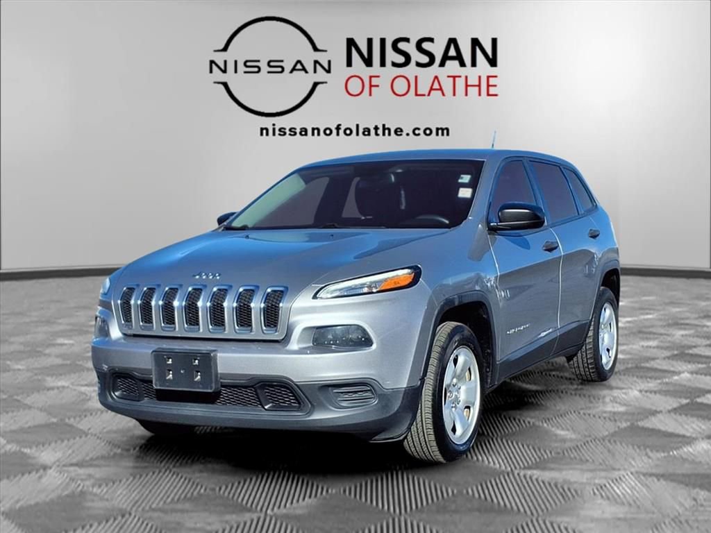 Used 2016 Jeep Cherokee Sport image 1