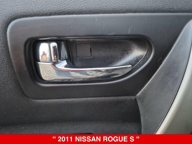 Used 2011 Nissan Rogue S AWD/4WD image 12