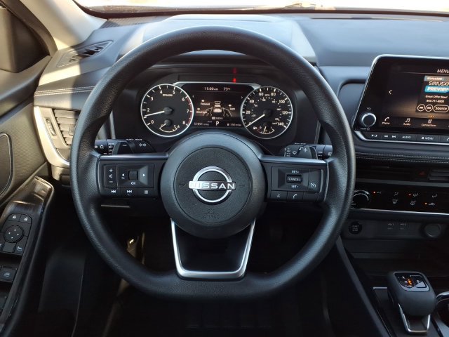 Used 2024 Nissan Rogue S AWD/4WD image 12