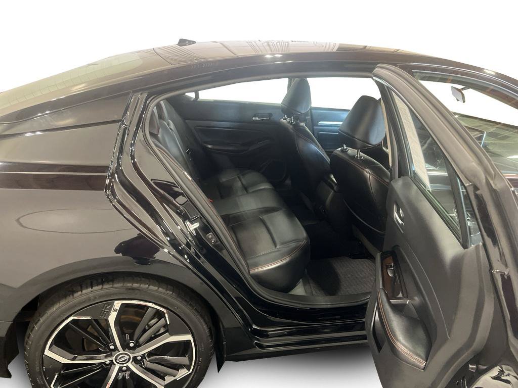 Used 2024 Nissan Altima 2.5 SR FWD image 18