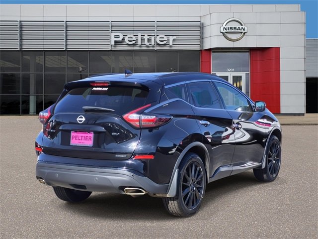 Used 2024 Nissan Murano SV w/ SV Midnight Edition Package image 6
