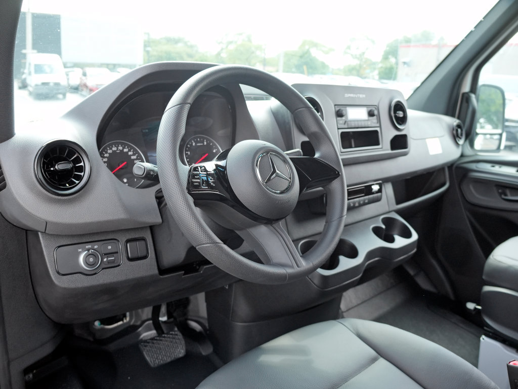 New 2026 Mercedes-Benz Sprinter 2500 image 11