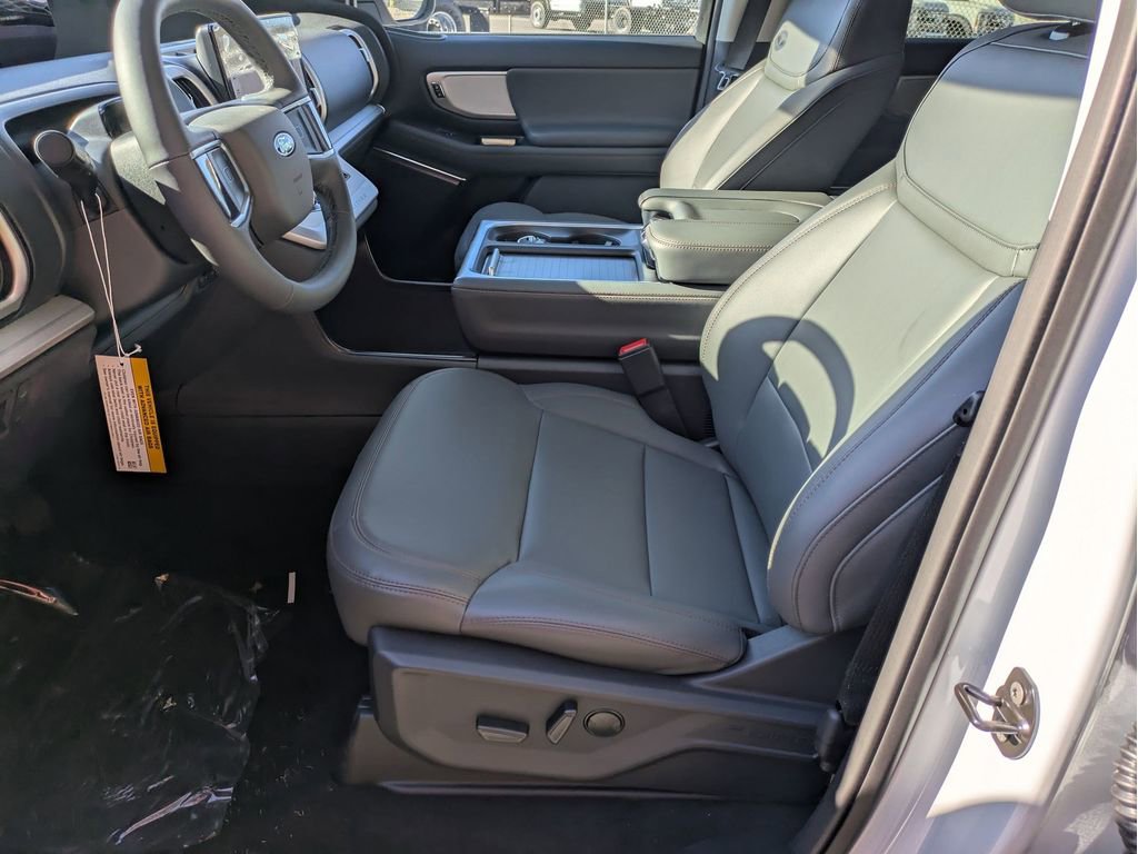 New 2025 Ford Expedition Max Active image 29