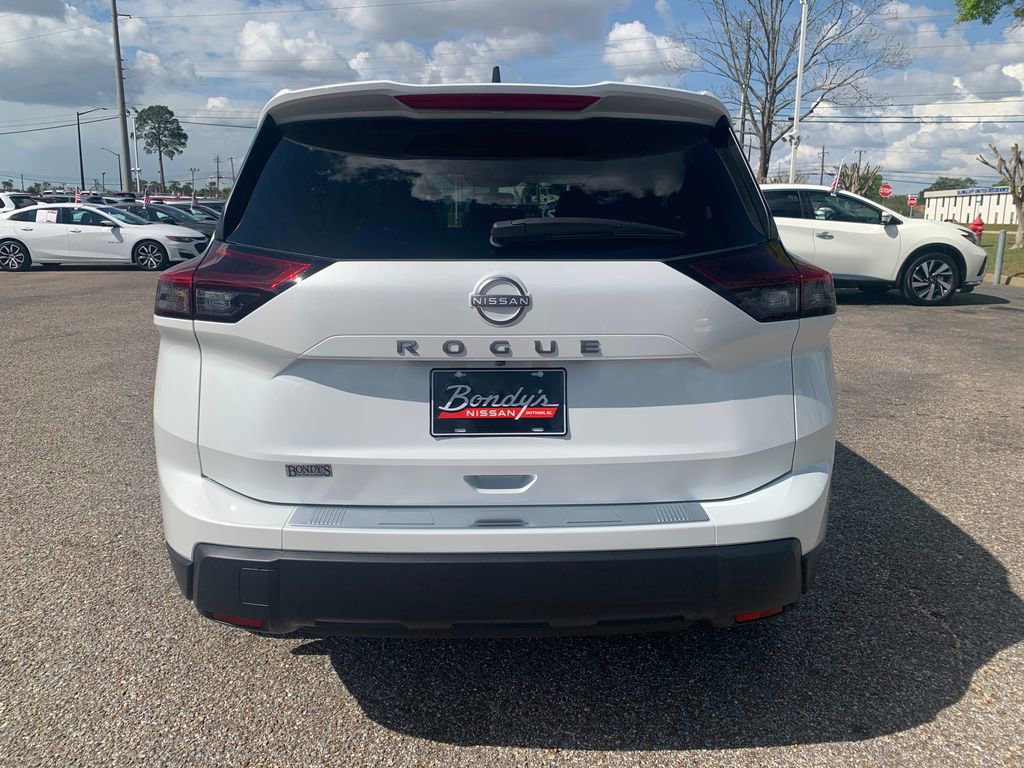 New 2026 Nissan Rogue SV image 5