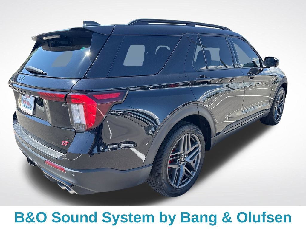 Used 2025 Ford Explorer ST w/ Sun And Sound Package AWD/4WD image 6