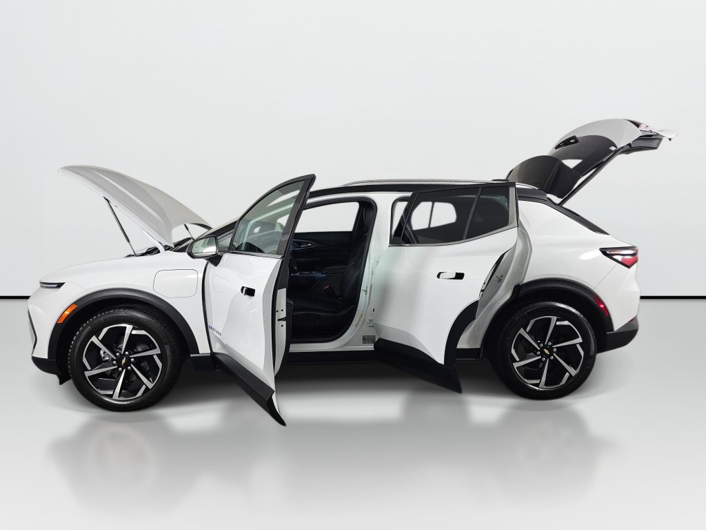 Used 2026 Chevrolet Equinox EV LT FWD image 10