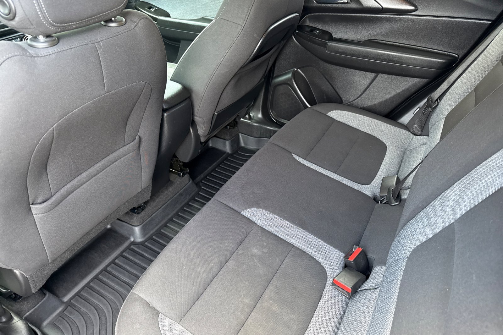 Used 2023 Chevrolet TrailBlazer LT FWD image 12