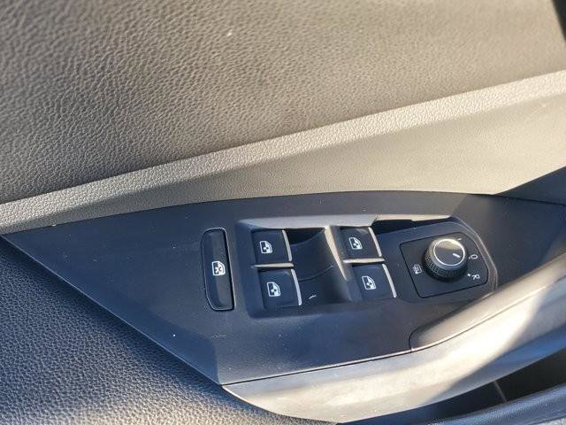 Used 2021 Volkswagen Jetta SEL image 22