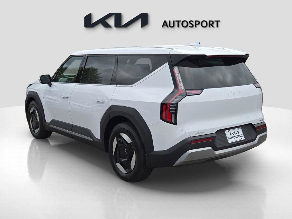 New 2026 Kia EV9 Light image 10