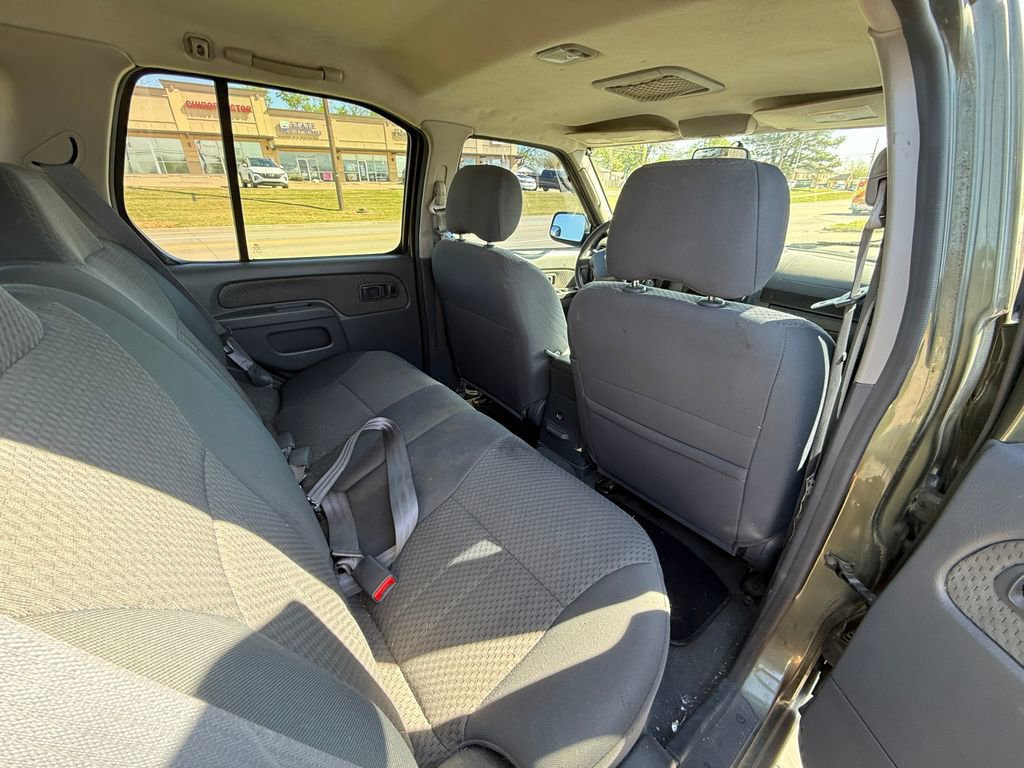 Used 2004 Nissan Xterra XE RWD image 9
