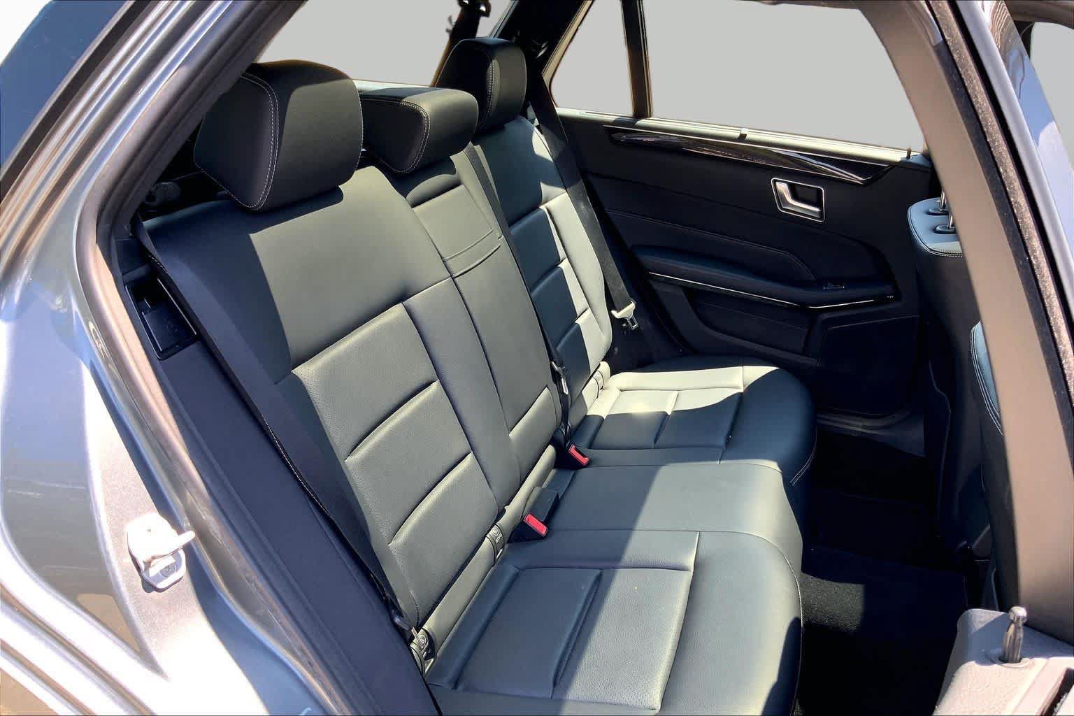 Used 2016 Mercedes-Benz E 350 4MATIC Wagon image 20