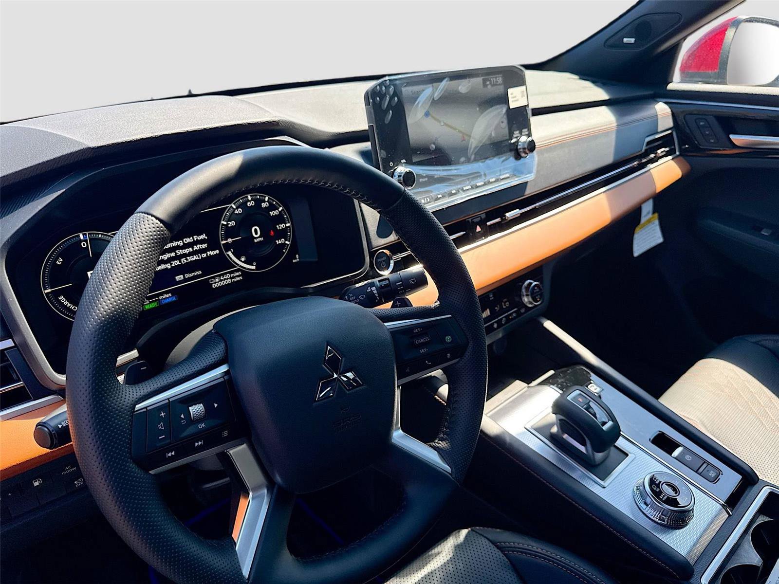 New 2025 Mitsubishi Outlander SEL image 9