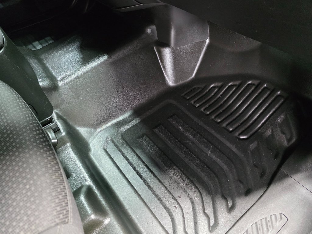 Used 2024 GMC Sierra 3500 Pro w/ Convenience Package image 14