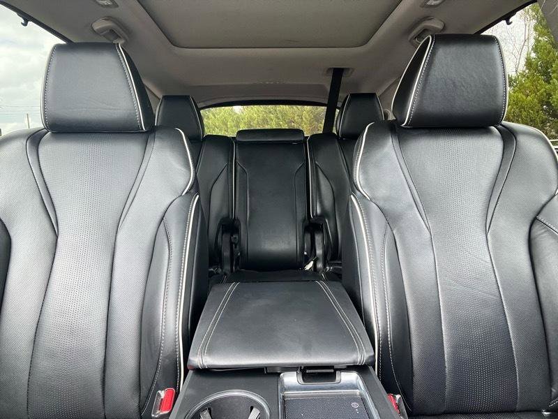 Used 2022 Acura MDX SH-AWD w/ Advance Package image 39