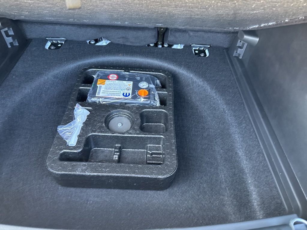 New 2026 Jeep Compass Latitude image 28