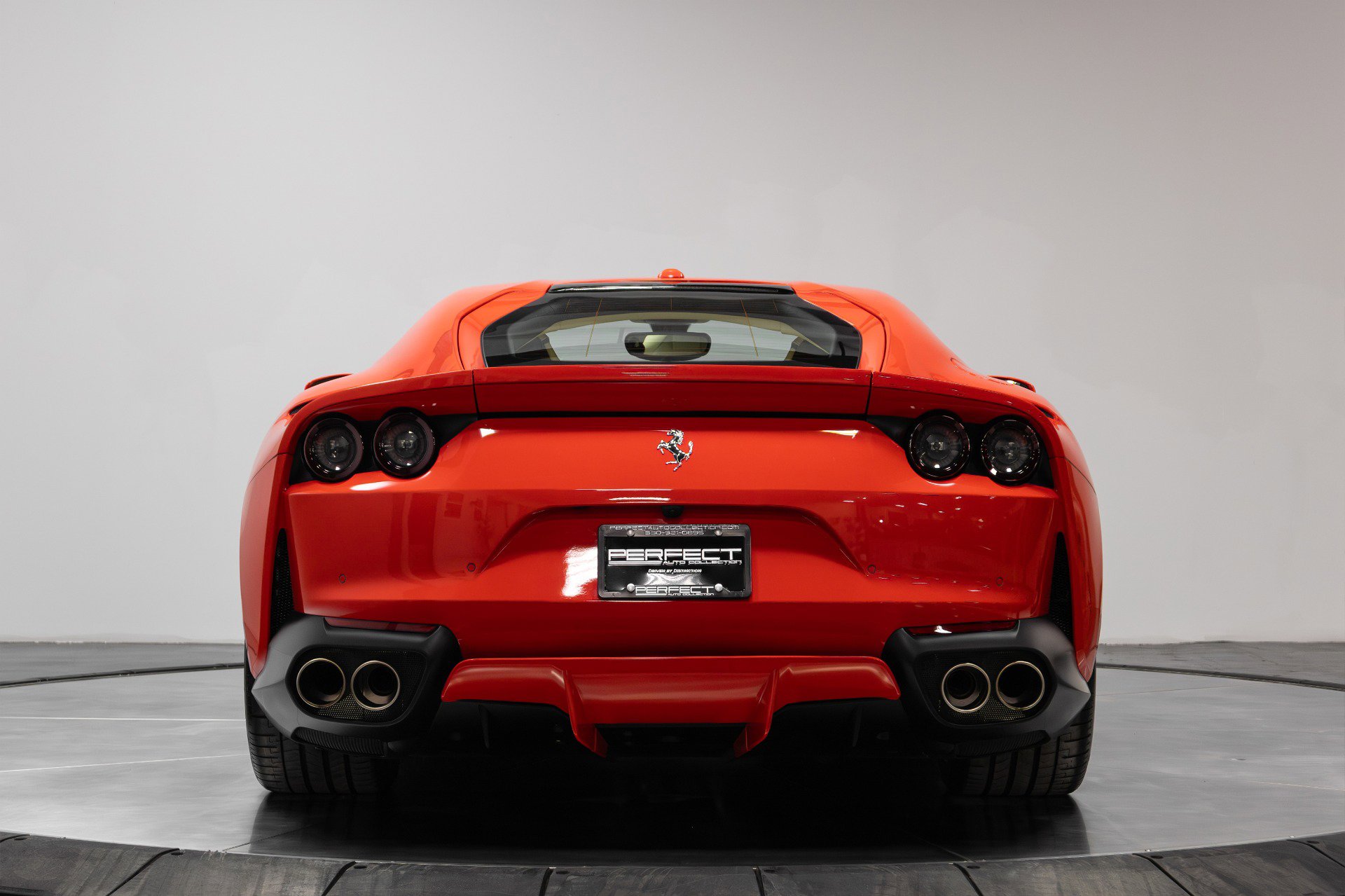 Used 2018 Ferrari 812 Superfast image 55