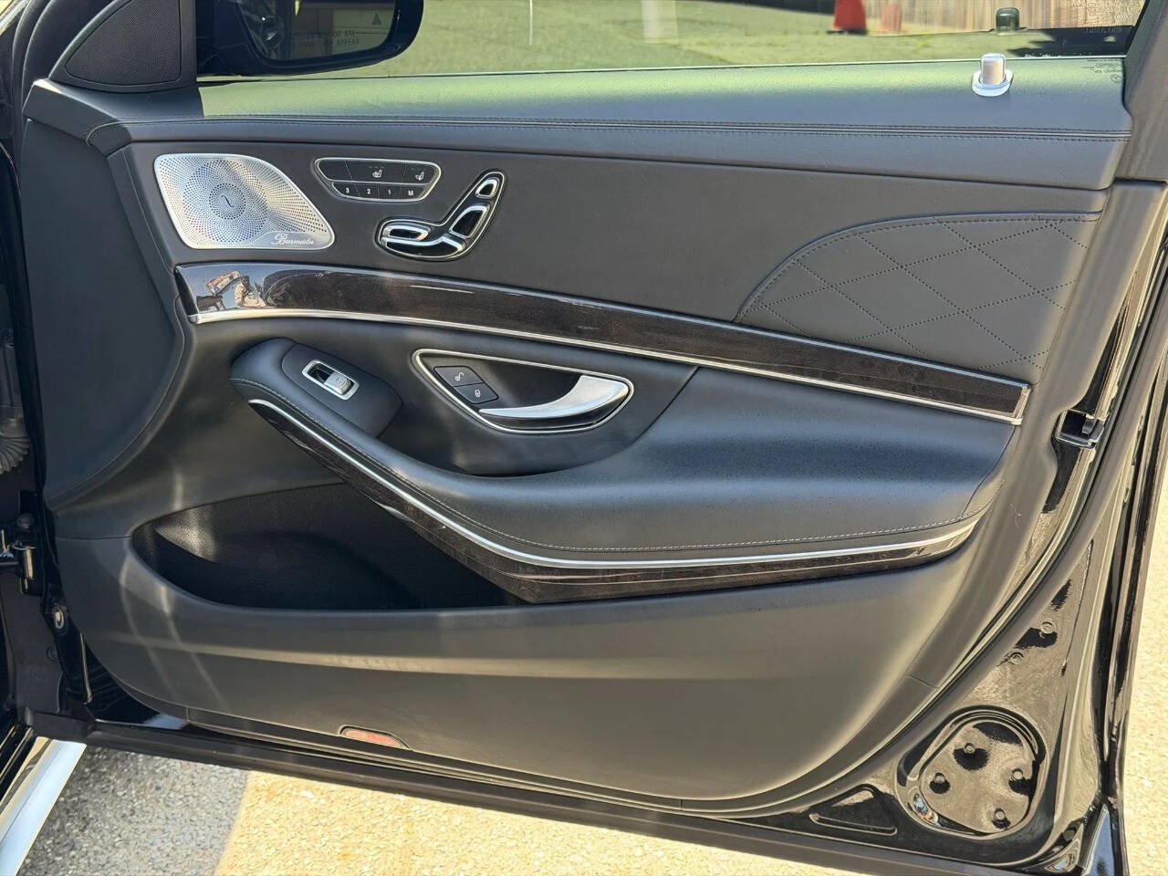 Used 2016 Mercedes-Benz S 63 AMG 4MATIC Sedan image 24